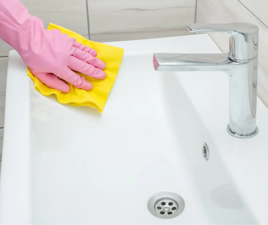 Cleaning your bathroom tips