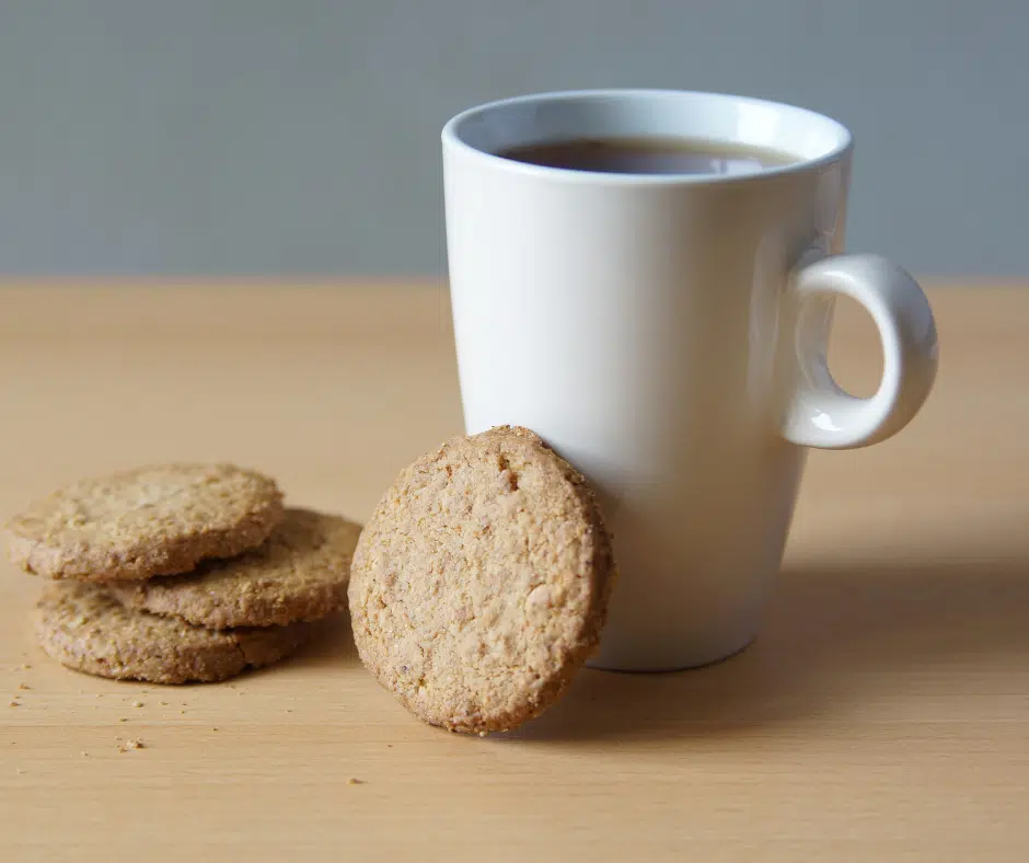 how to clean tea stains in mugs