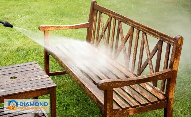 5 Tips For Cleaning Your Outdoor Furniture